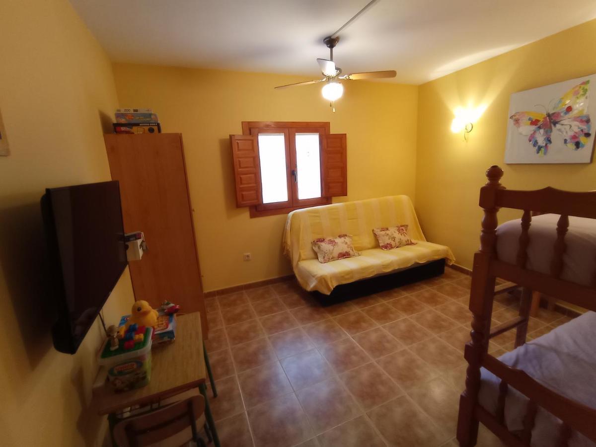 Casa Camille.Villares Ельче-де-ла-Сьєрра Екстер'єр фото